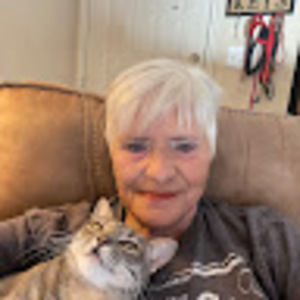 Meet your Posher, Connie